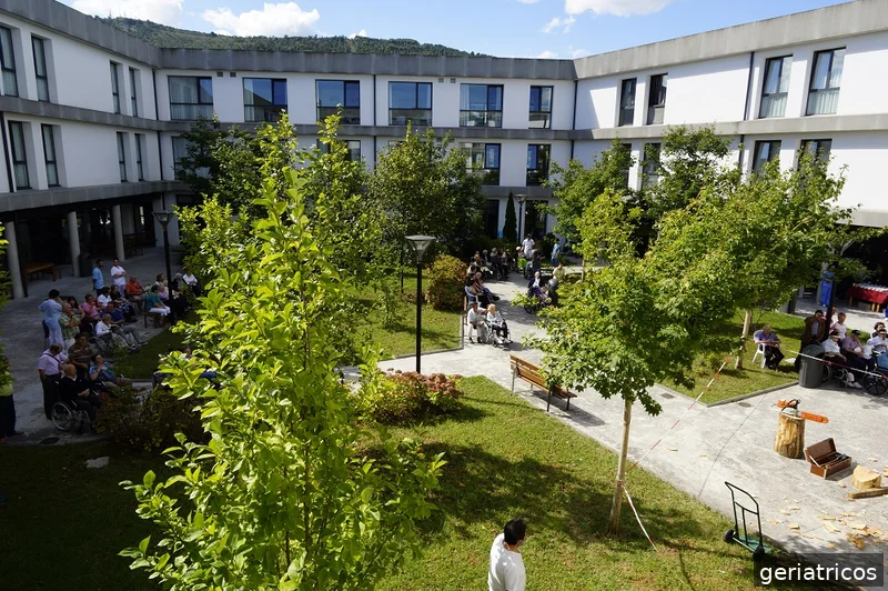 Naguspea, Centro Residencial Truiuondo