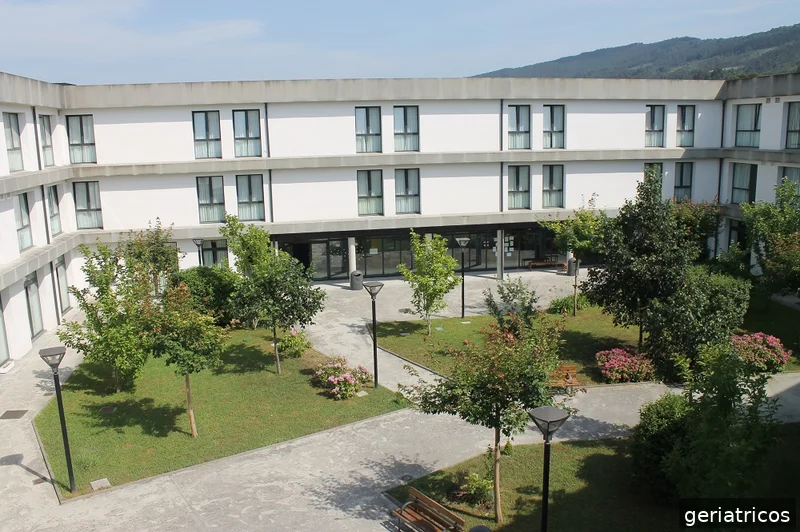 Naguspea, Centro Residencial Truiuondo