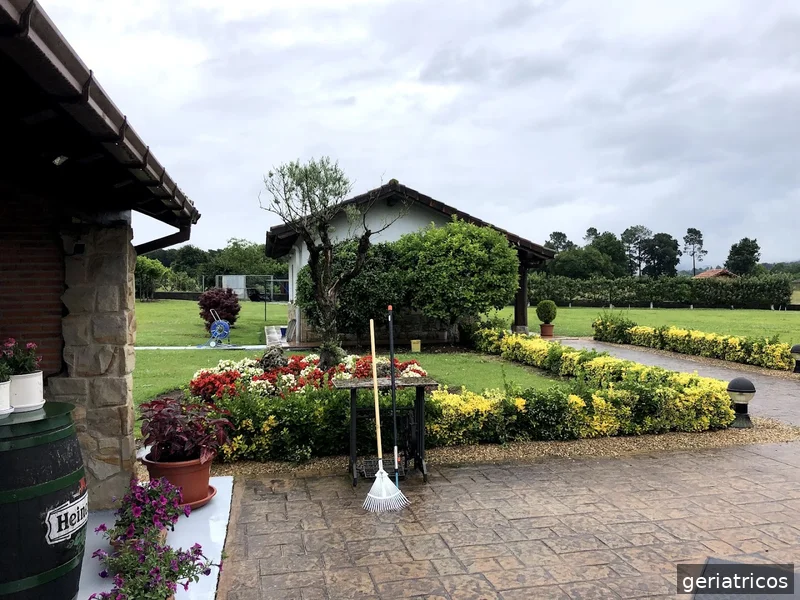 Naguspea, Centro Residencial Truiuondo