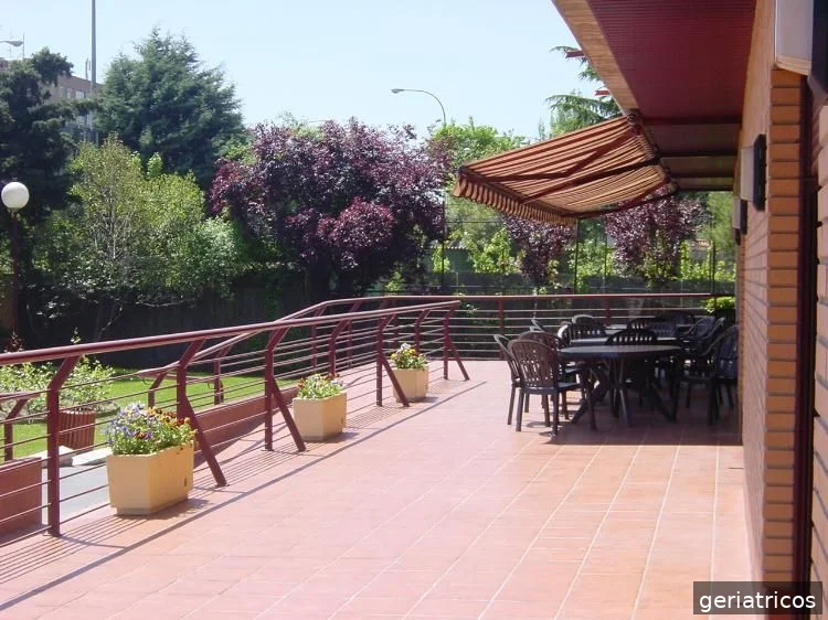 Atenea. Residencia de mayores. Geriatría privada en Mirasierra.